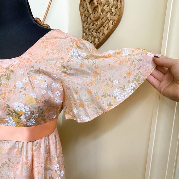 SOLD Vintage 70s Cottagecore Empire Waist Floral Maxi - Picture 2 of 4